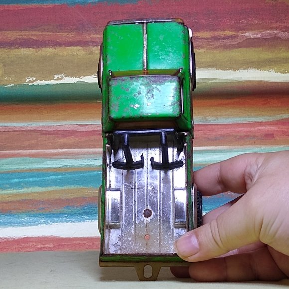 AMC Jeep J-10 J-20 Golden Eagle Honcho Tonka 1/24 Lime Green rare! - Picture 5 of 9